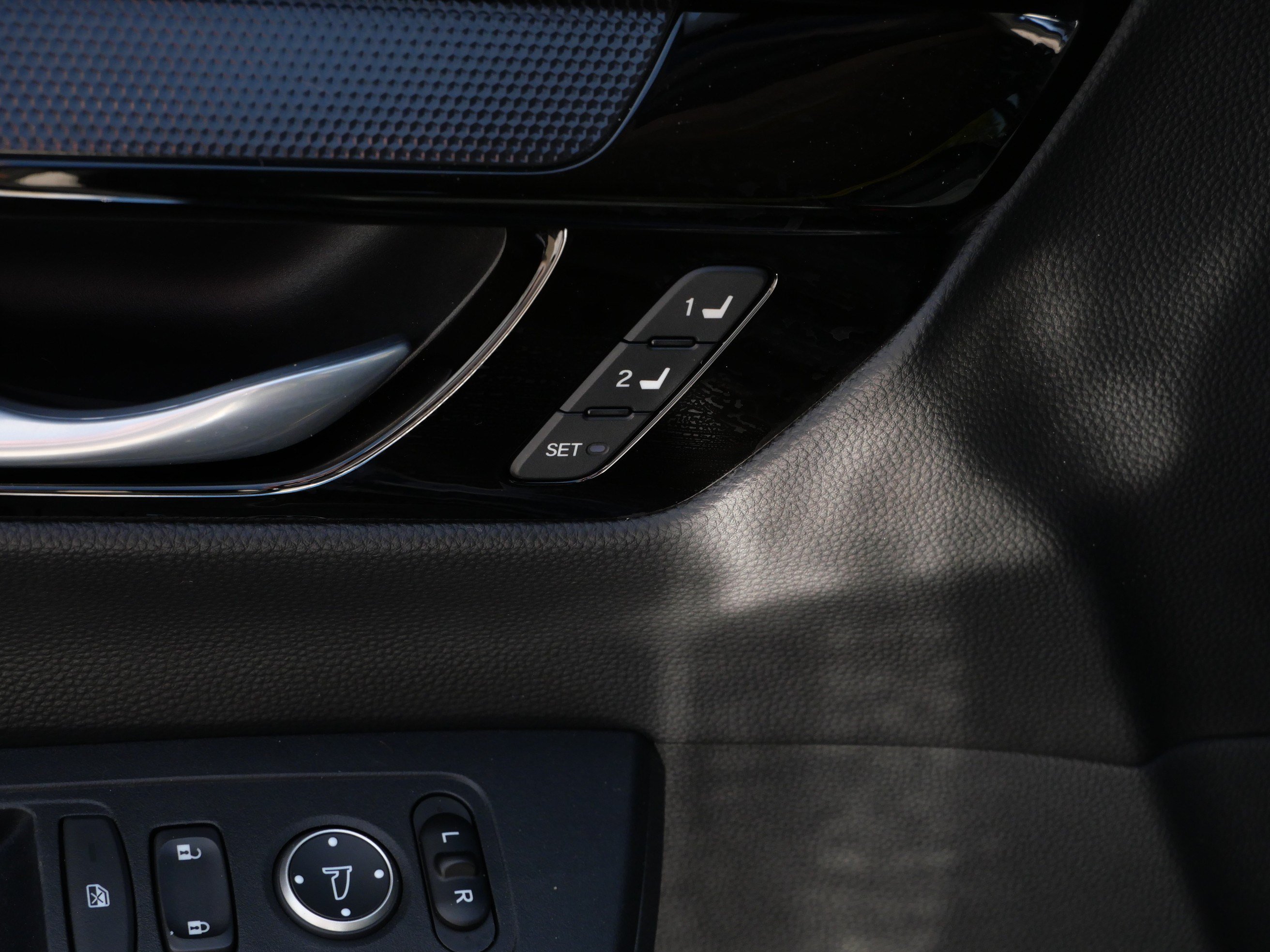 Used 2023 Honda CR-V EX-L image 19