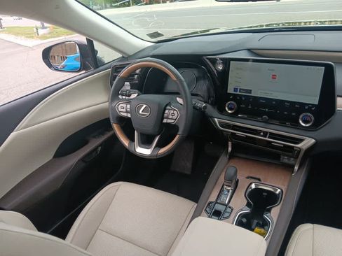 Used 2024 Lexus RX 350 Premium w/ Accessory Package (Z1) AWD/4WD image 19
