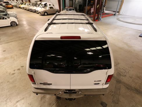 Used 2000 Ford Excursion Limited image 49