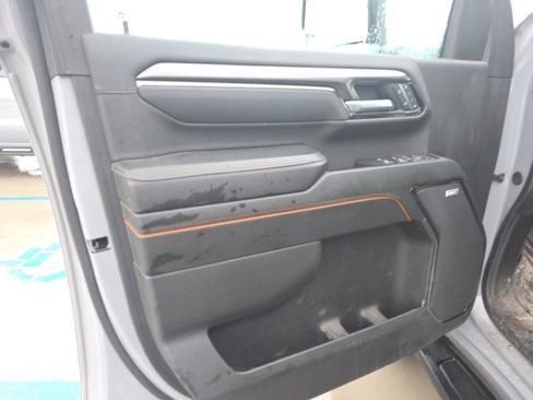 Used 2025 GMC Sierra 2500 AT4 w/ AT4 Premium Plus Package AWD/4WD image 43
