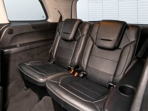 Used 2014 Mercedes-Benz GL 550 4MATIC image 18