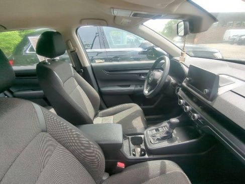 Used 2024 Honda CR-V LX image 7
