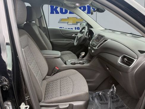 Used 2022 Chevrolet Equinox LT FWD image 17