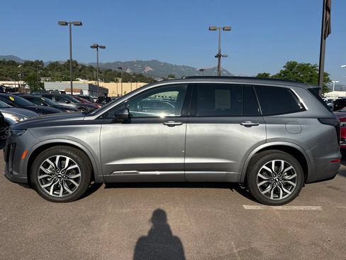 Used 2021 Cadillac XT6 Sport w/ Platinum Package AWD/4WD image 16