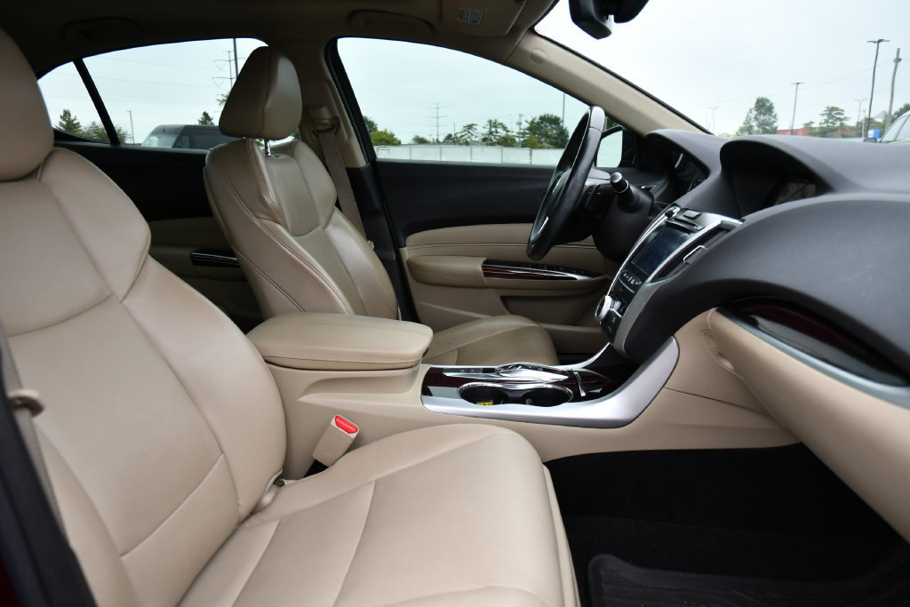Used 2016 Acura TLX w/ Advance Package FWD image 30