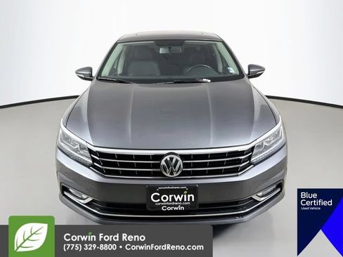 Used 2018 Volkswagen Passat 2.0T SE FWD image 2