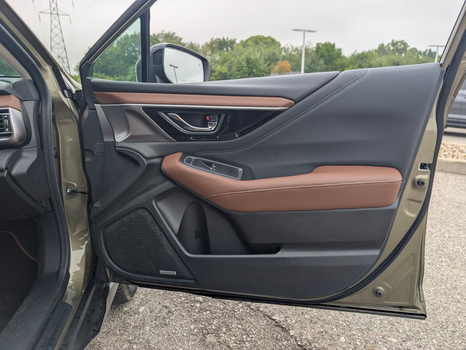 Used 2020 Subaru Outback Touring AWD/4WD image 37