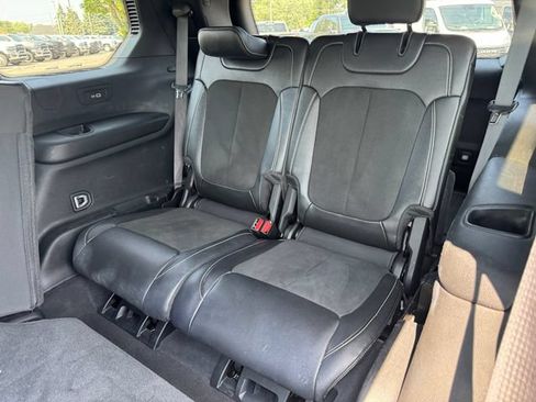 Certified 2024 Jeep Grand Cherokee L Laredo AWD/4WD image 22