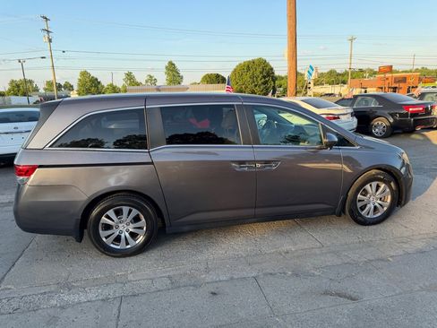 Used 2016 Honda Odyssey EX-L image 4
