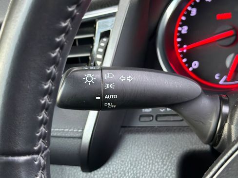 Used 2018 Toyota Camry XSE w/ Driver Assist Package image 31