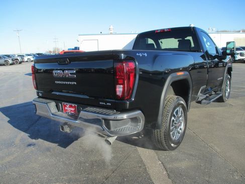 Certified 2022 GMC Sierra 2500 SLE w/ SLE Convenience Package image 5