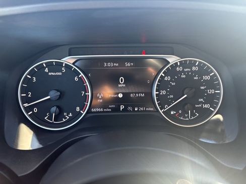 Used 2023 Nissan Rogue SV image 15