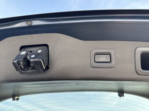 Used 2020 MAZDA CX-5 Signature image 18