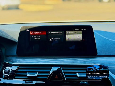 Used 2018 BMW 530e image 24