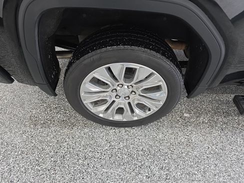 Used 2022 GMC Sierra 1500 Denali w/ Denali Reserve Package image 16