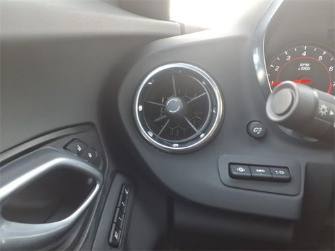 Used 2023 Chevrolet Camaro LT image 25