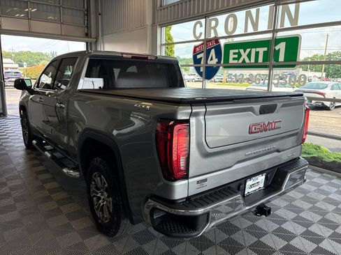 Used 2025 GMC Sierra 1500 SLT AWD/4WD image 4
