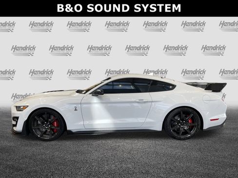 Used 2021 Ford Mustang Shelby GT500 w/ Carbon Fiber Track Pack image 7