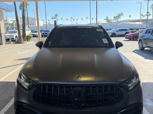 Used 2024 Mercedes-Benz GLC 300 4MATIC image 2