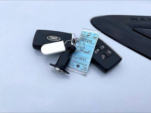 Used 2019 Land Rover Range Rover Sport Supercharged image 12