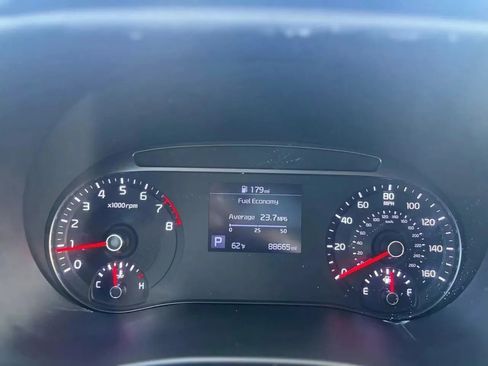 Used 2020 Kia Soul EX FWD image 12