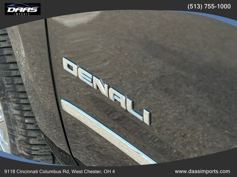 Used 2016 GMC Yukon XL Denali w/ Open Road Package AWD/4WD image 10