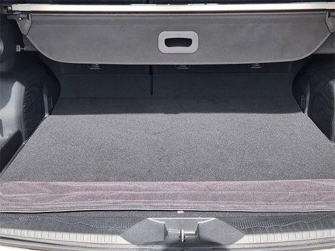 Used 2025 Subaru Forester Limited image 34