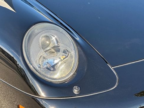 Used 1998 Porsche 911 Carrera S image 32