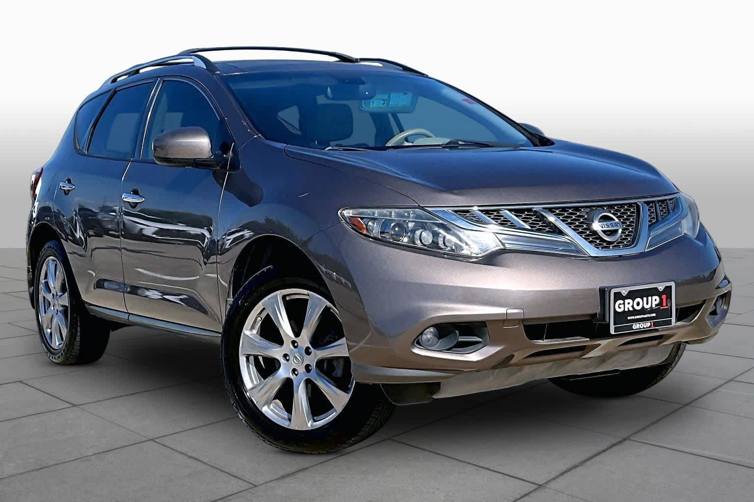Used 2013 Nissan Murano LE w/ Platinum Pkg FWD image 3