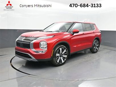 New 2025 Mitsubishi Outlander SE