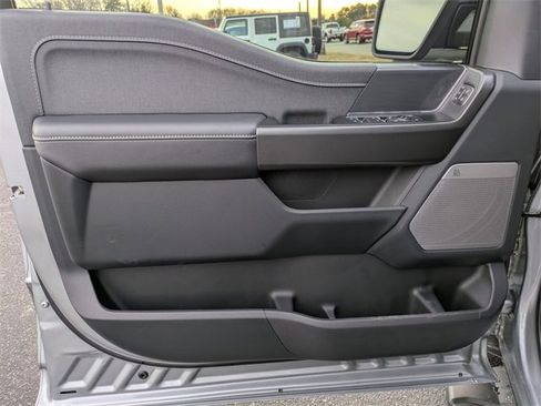 New 2025 Ford F150 Lariat w/ Equipment Group 501A Mid image 11