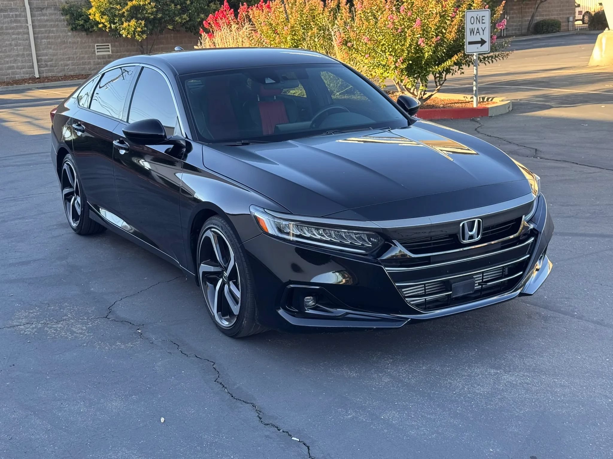 Used 2022 Honda Accord Sport image 8