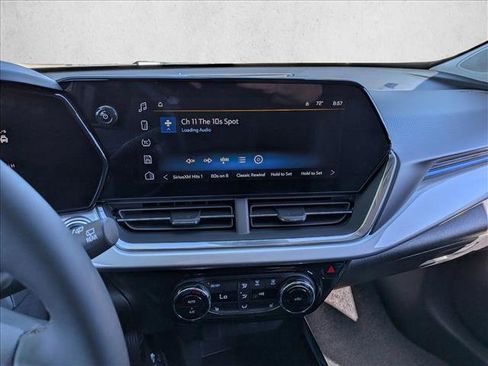 New 2026 Chevrolet Trax LT w/ Midnight Edition FWD image 12
