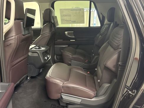 New 2026 Ford Expedition Max Platinum w/ Platinum Ultimate Package AWD/4WD image 33