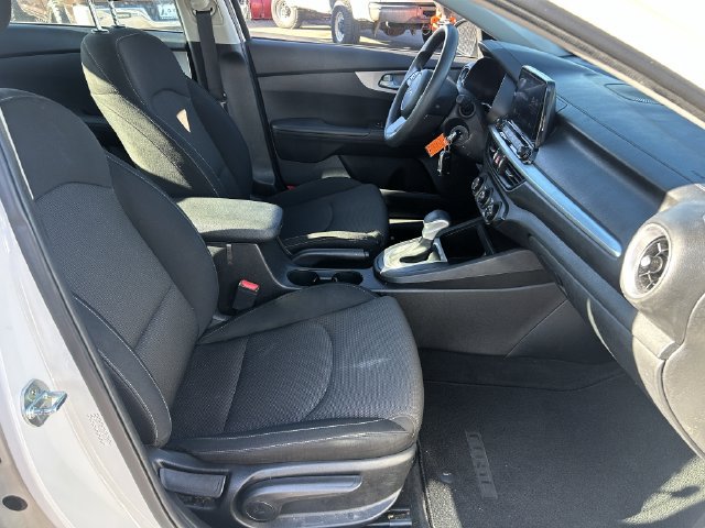 Used 2023 Kia Forte LXS FWD image 31