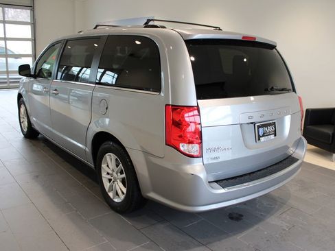 Used 2019 Dodge Grand Caravan SXT image 33