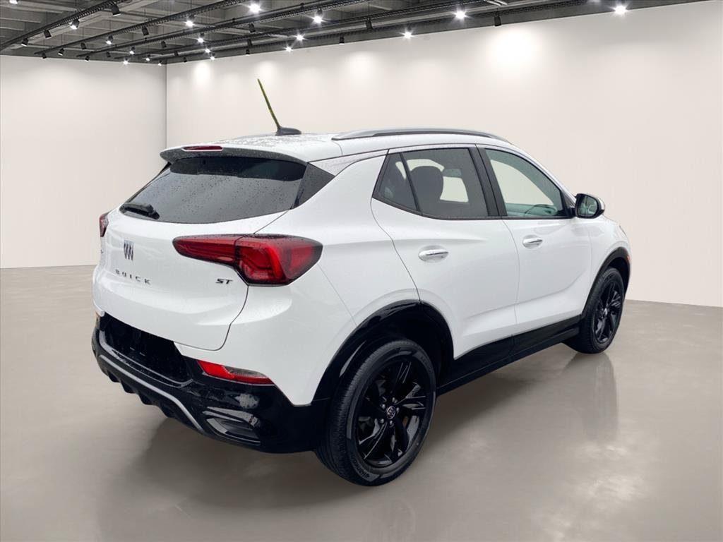Used 2024 Buick Encore GX Sport Touring AWD/4WD image 7
