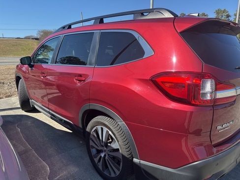 Used 2019 Subaru Ascent Limited image 2