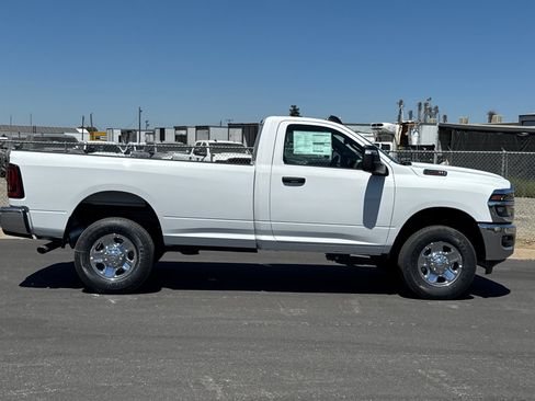 New 2026 RAM 2500 Tradesman w/ Chrome Appearance Group AWD/4WD image 2