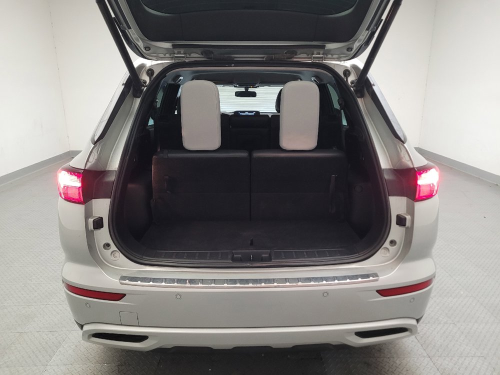 Used 2022 Mitsubishi Outlander SE FWD image 29