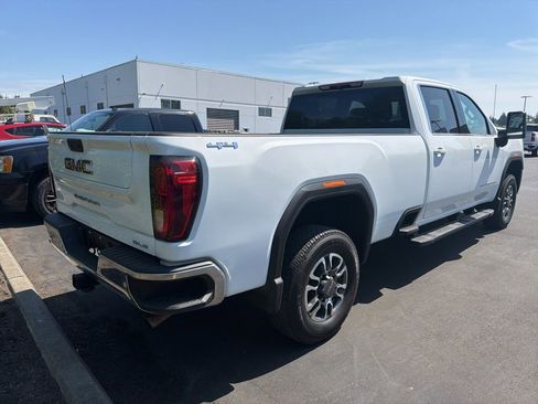 Used 2024 GMC Sierra 3500 SLE AWD/4WD image 3