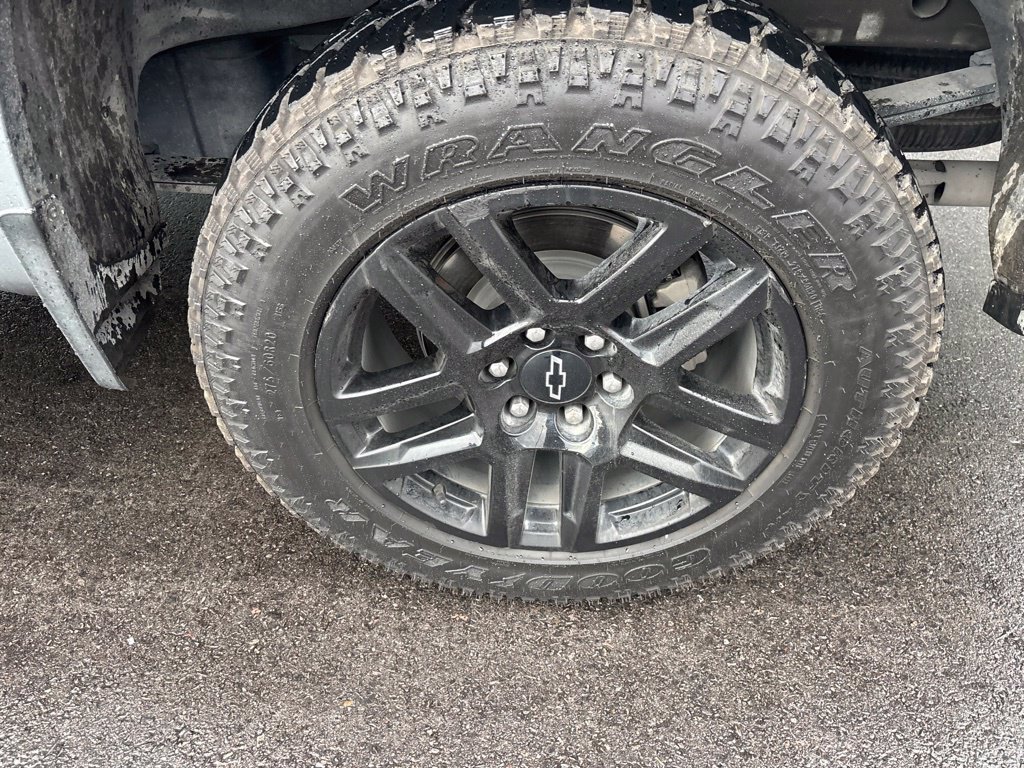 Used 2023 Chevrolet Silverado 1500 LT Trail Boss w/ LT Trail Boss Premium Package AWD/4WD image 4