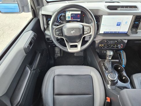 Certified 2024 Ford Bronco Black Diamond image 14