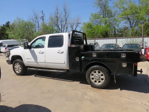 Used 2013 GMC Sierra 2500 SLT w/ SLT Convenience Package image 8