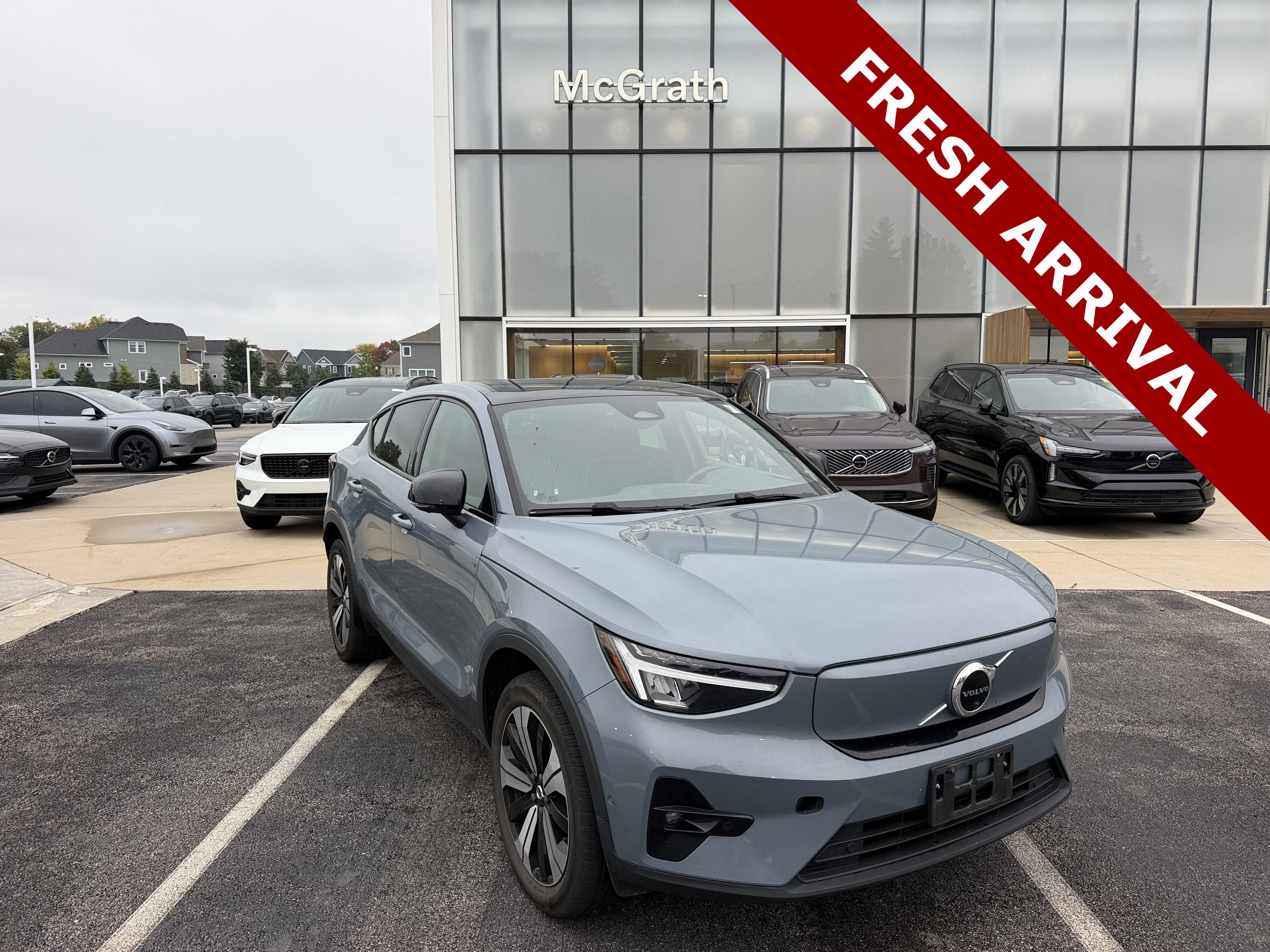 Used 2023 Volvo C40 P8 Recharge Plus AWD/4WD image 1