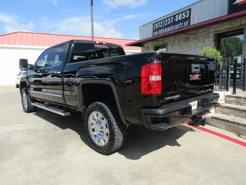 Used 2015 GMC Sierra 2500 Denali w/ Duramax Plus Package AWD/4WD image 3