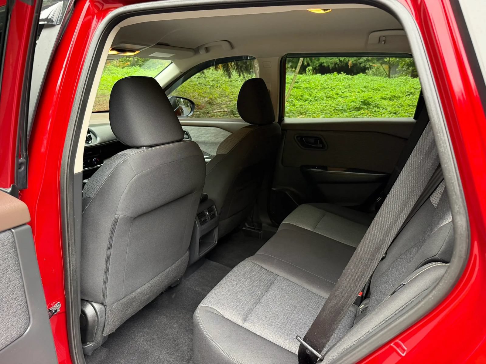 Used 2021 Nissan Rogue S AWD/4WD image 17