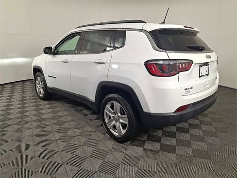 Used 2022 Jeep Compass Latitude w/ Convenience Group image 8