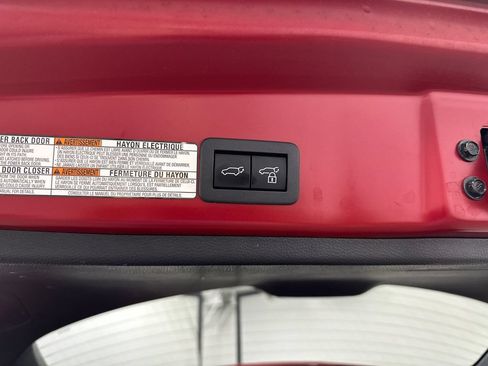 Used 2024 Toyota Corolla Cross XLE FWD image 20