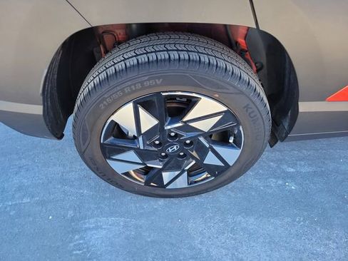 Used 2024 Hyundai Kona SEL w/ Convenience Package image 7